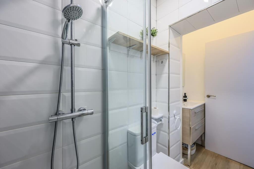 Unique Flat La Latina * Billiard & Darts Apartment Madrid Ngoại thất bức ảnh
