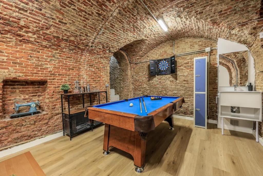 Unique Flat La Latina * Billiard & Darts Apartment Madrid Ngoại thất bức ảnh