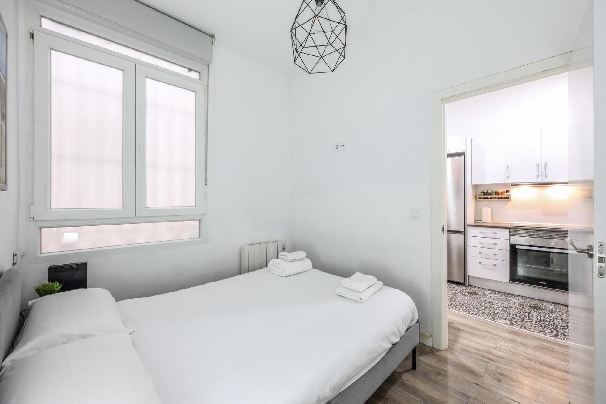 Unique Flat La Latina * Billiard & Darts Apartment Madrid Ngoại thất bức ảnh