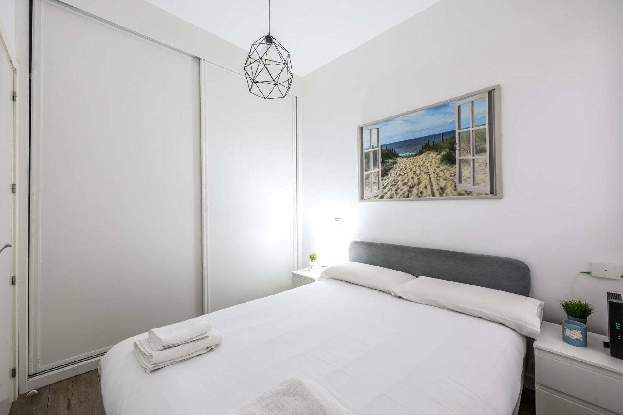Unique Flat La Latina * Billiard & Darts Apartment Madrid Ngoại thất bức ảnh